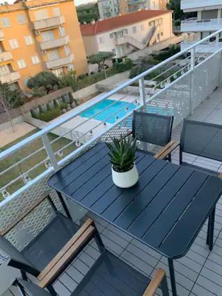 Apartamento Con Piscina Y Cerca De La Playa Cambrils Exteriör bild